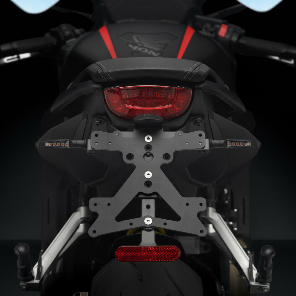 Rizoma Fox License Plate Support Kit Honda CBR650R 2021–2026 | PT121B